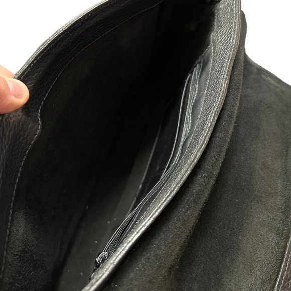 Vintage 90's Guess Leather Crossbody - Picture 5 of 12